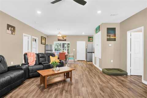 411 Johnson Street, Longview, TX 75602