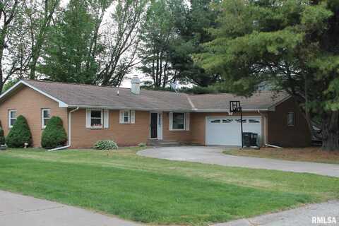 109 N 3RD Street, Colona, IL 61241