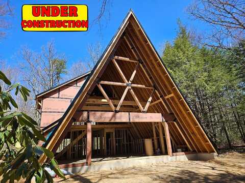 33 Susquehanna Drive, Jim Thorpe, PA 18229
