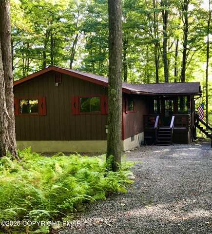 172 Larsen Drive, Clifton Township, PA 18424