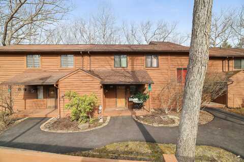 123 Meadow View Court, Bushkill, PA 18324