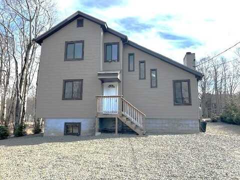 3073 Briarwood Drive, Tobyhanna, PA 18466
