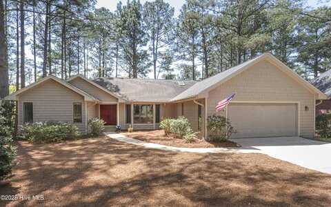 180 Pine Vista Drive, Pinehurst, NC 28374