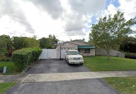 7312 Forest Blvd, North Lauderdale, FL 33068