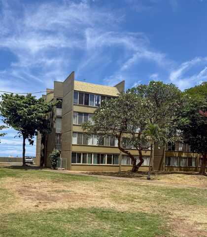 111 KAHULUI BEACH Rd, Kahului, HI 96732