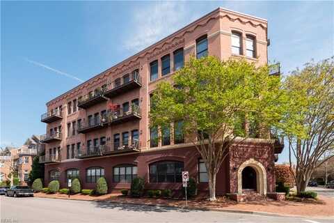 230 Tazewell Street, Norfolk, VA 23510
