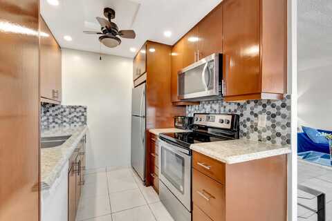 2002 Cornwall A, Boca Raton, FL 33434