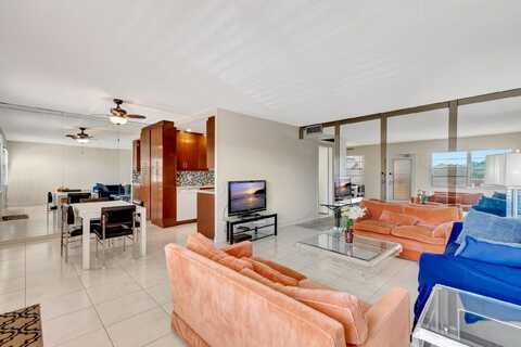 2002 Cornwall A, Boca Raton, FL 33434