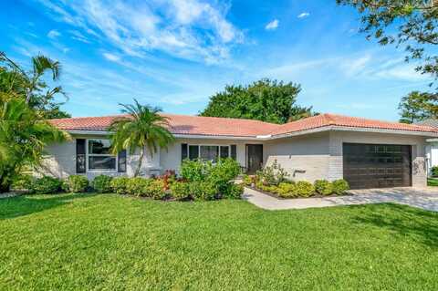 10049 Harbourtown Court, Boca Raton, FL 33498