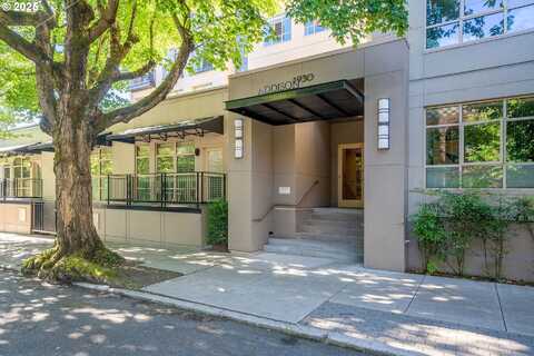 1930 NW IRVING ST, Portland, OR 97209