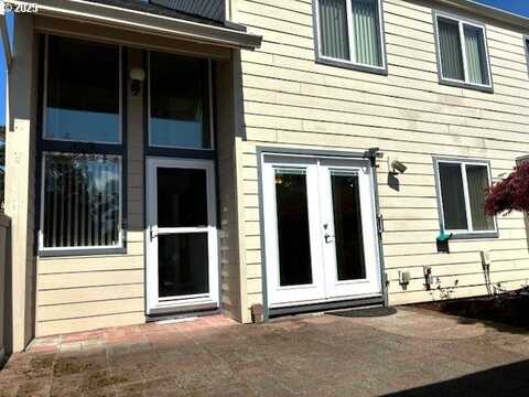 50 NE VILLAGE SQUIRE AVE, Gresham, OR 97030