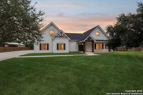 177 E Short Meadow Dr, Lytle, TX 78052