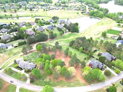 725 E Long Bay Drive, Inman, SC 29349