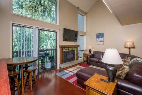 2422 Indian Springs Condo Dr, Sun Valley, ID 83353
