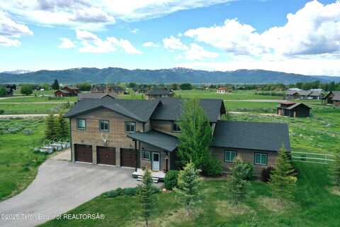 9075 NESTING EAGLES Loop, Victor, ID 83455