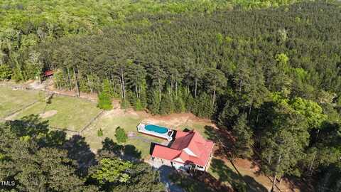 104 Bridle Path Lane, Carthage, NC 28327