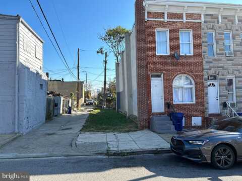 401 S GILMOR STREET, BALTIMORE, MD 21223