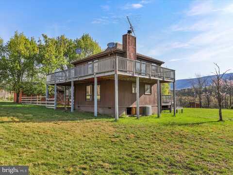 55 PIONEER TRAIL, GREAT CACAPON, WV 25422