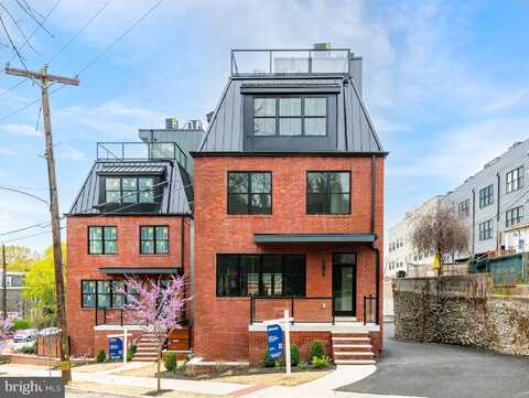 110 RIGHTER STREET, PHILADELPHIA, PA 19128