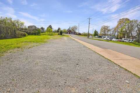 1 Church St, DOVER, TN 37058