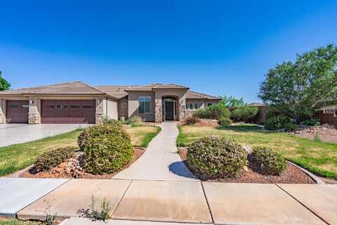 130 W Sage LN, Washington, UT 84780