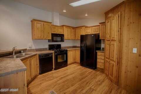 820 N 43Rd Drive, Show Low, AZ 85901
