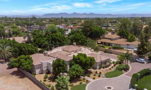 6243 E CAMELBACK Road, Scottsdale, AZ 85251