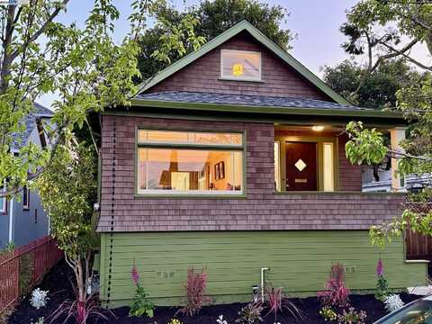 3206 Garfield Ave, Alameda, CA 94501
