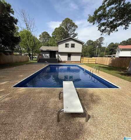 2804 COPE LANE, HUEYTOWN, AL 35023