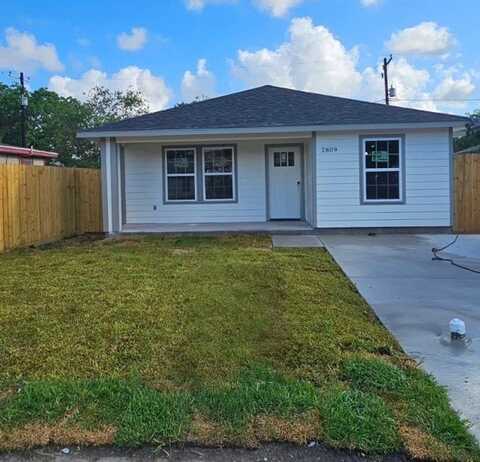 2809 Tarlton Street, Corpus Christi, TX 78405