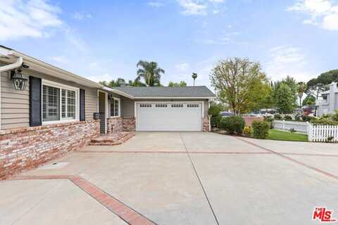 6311 Berquist Ave, Woodland Hills, CA 91367