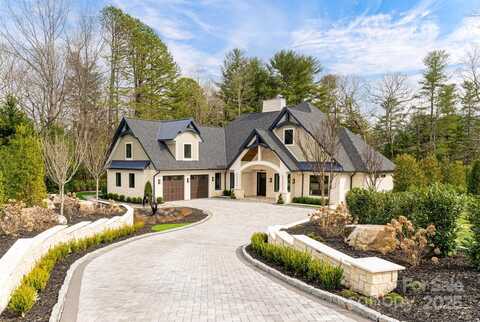 648 Shipman Parkway, Flat Rock, NC 28731