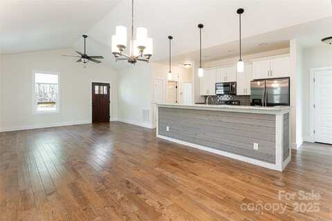 220 Mount Allen Heights, Black Mountain, NC 28711