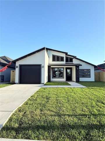 611 Tower Oak Drive, Alamo, TX 78516