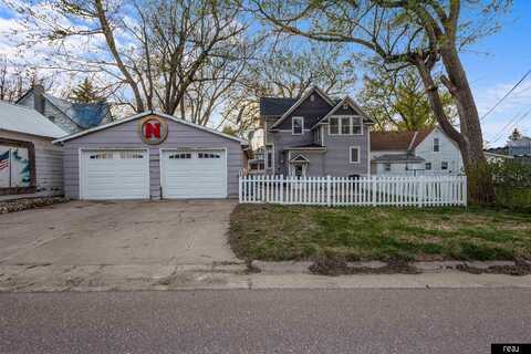 209 N 7th Street, Newman Grove, NE 68758