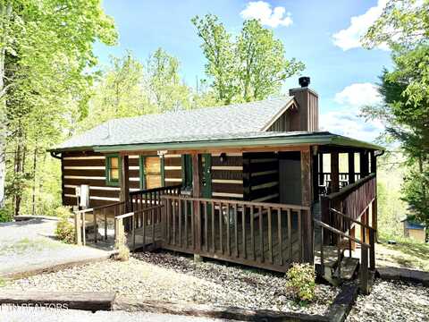 1715 Bear View Rd, Sevierville, TN 37876