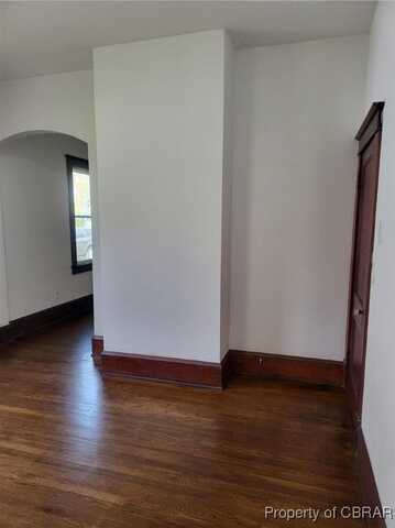325 Hampton Roads Ave, Hampton, VA 23661