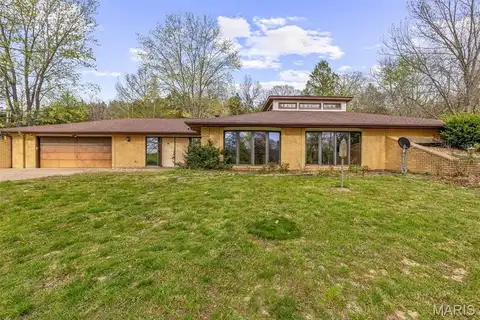 3581 Jarvis Road, Hillsboro, MO 63050