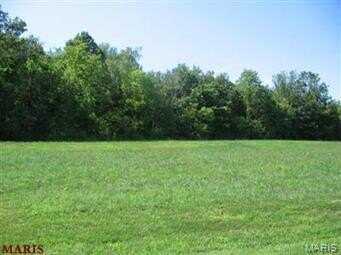 121 Red Barn Lane, Defiance, MO 63341