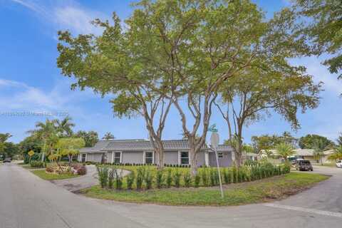 1000 Diplomat Pkwy, Hollywood, FL 33019