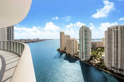 300 S Biscayne Blvd, Miami, FL 33131