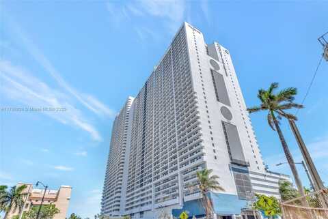 1717 N Bayshore Dr, Miami, FL 33132