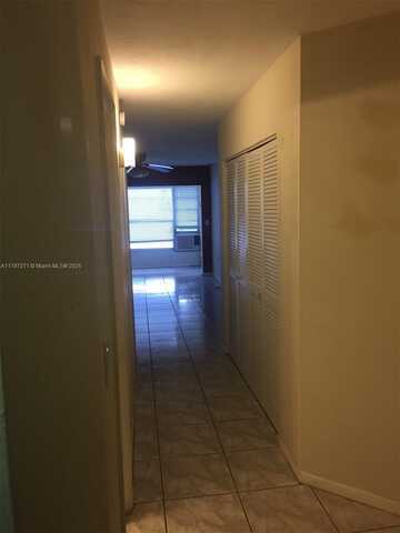 18801 NE 2nd Ave, Miami, FL 33179