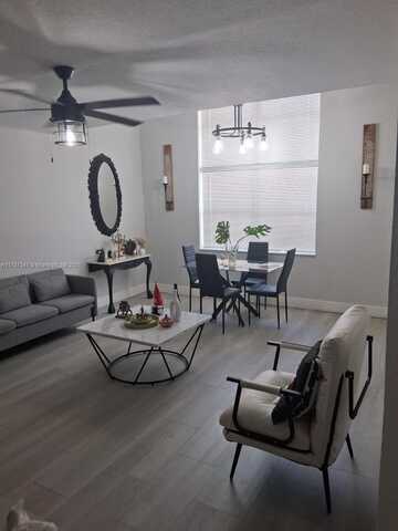 8013 W 6th Ave, Hialeah, FL 33014