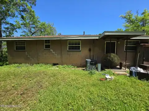 1111 Woodward Avenue, Gulfport, MS 39501