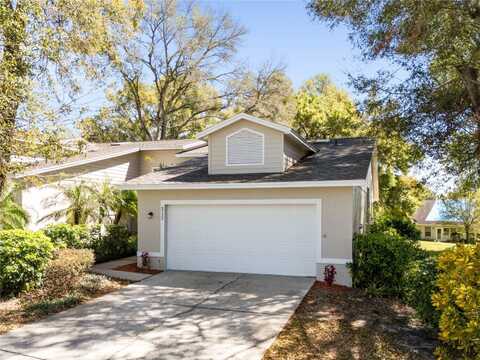 8722 VILLAGE GREEN BOULEVARD, CLERMONT, FL 34711