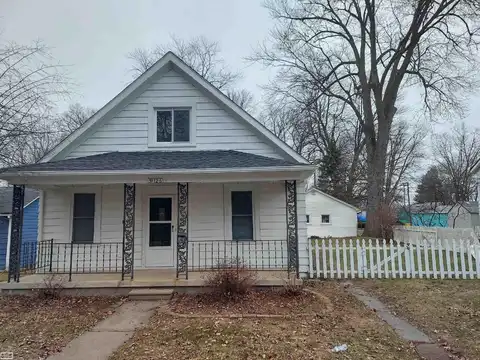 51126 Rose, New Baltimore, MI 48047