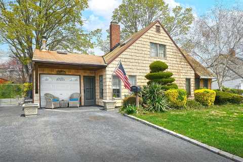 265 Orchid Road, Levittown, NY 11756