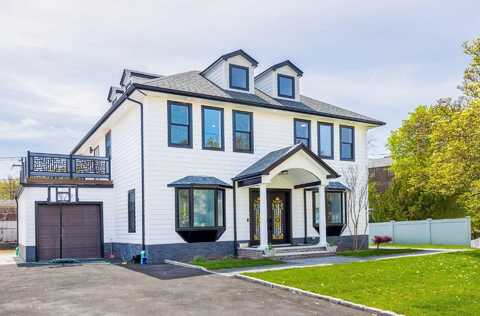 20 Genevieve Place, Great Neck, NY 11021