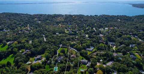 74 Ridge Road, Southampton, NY 11968